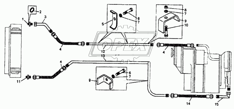 Установка трубопроводов и шлангов гидромеханической передачи на самосвале БелАЗ-75481